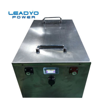 سعر جيد دورة عميقة قابلة لإعادة الشحن 36V 50Ah بطارية عربة الجولف Lifepo4 مع BMS وشاشات الكريستال السائل الانترنت